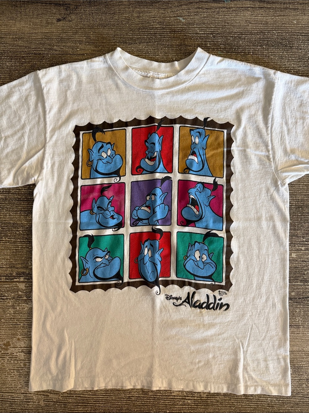 Vintage Disney Aladdin Genie graphic t shirt